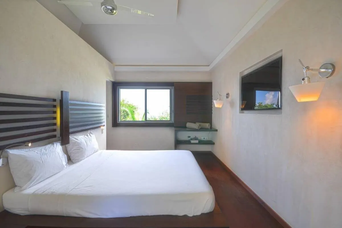 Nestled On A Hill Villa With Amazing Views And Grand Piano Gustavia